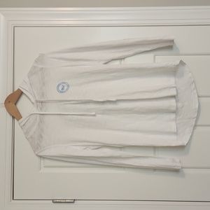 Vineyard Vine light weight long sleeve hoodie